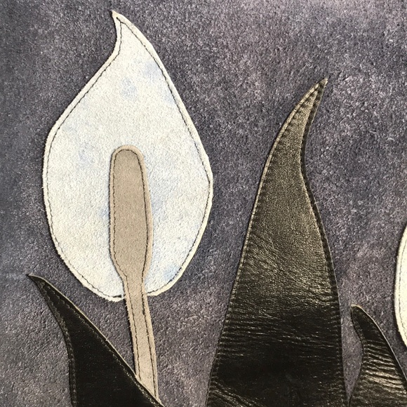 Lesanddra Leather Tote Bag - Picture 3 of 7